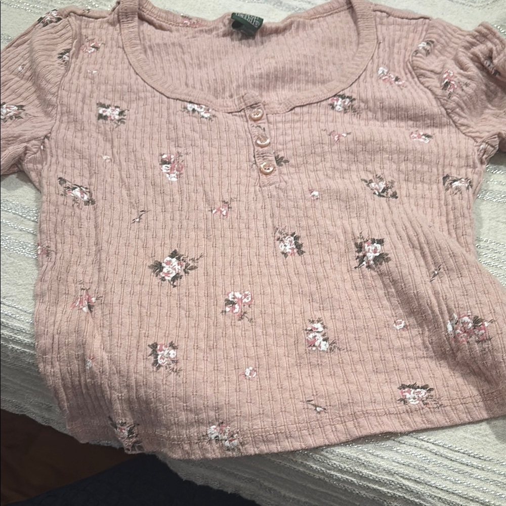 Wild Fable Pink Short Sleeve Tee Floral